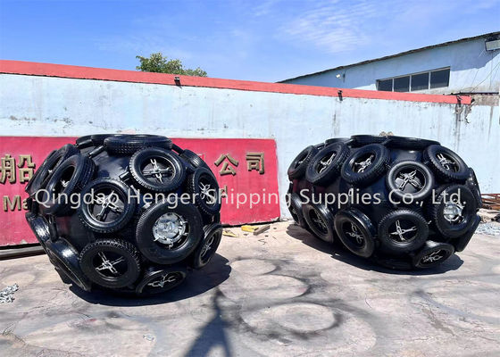 গুণ 50kpa & 80kpa চাপ এবং 24 মাসের শেল্ফ লাইফ সহ টেকসই কাস্টমাইজড নিউম্যাটিক রাবার ফেন্ডার কারখানা