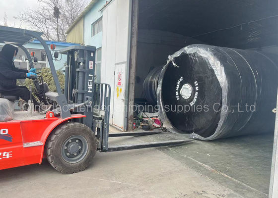 গুণ ডক সাসপেনশন ফোমের ভিতরে উচ্চ ঘনত্বের ফোম ভরা ফেন্ডার হালকা ওজন 2.5*4.1 মি কারখানা