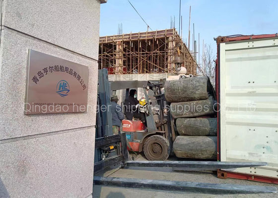 গুণ DNV সার্টিফিকেট 1.8x12m বায়ুসংক্রান্ত সামুদ্রিক রাবার এয়ারব্যাগ জাহাজ চালু করার জন্য কারখানা
