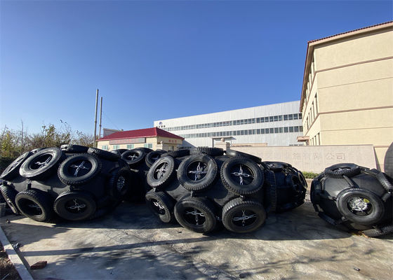 গুণ সামুদ্রিক ভাসমান ইয়োকোহামা টাইপ 1.5x3 মিটার Pneumtiac রাবার Fender কারখানা