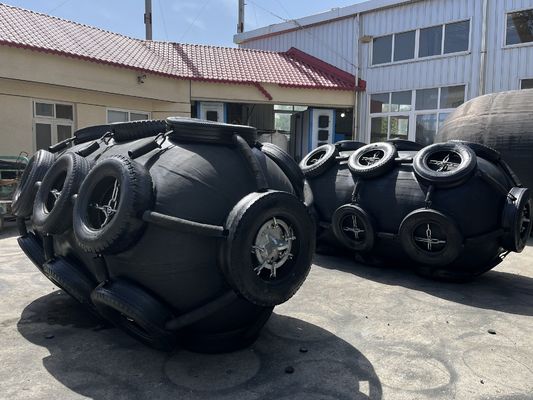 গুণ কাস্টমাইজড কালো বায়ুসংক্রান্ত রাবার Fender উচ্চ স্থায়িত্ব কারখানা