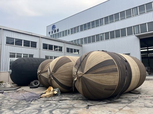গুণ জাহাজের জন্য ইয়োকোহামা ভারী দায়িত্ব inflatable রাবার fenders কারখানা