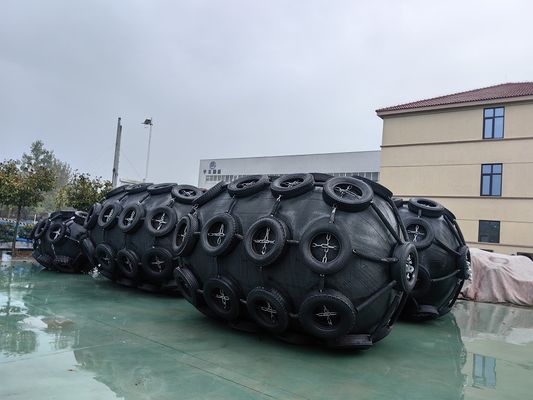 গুণ Rubber Pneumatic Marine Fender Protection for Pressure Situations কারখানা