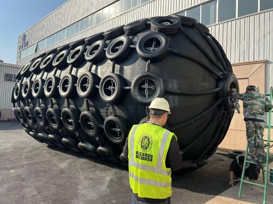 গুণ Rubber Pneumatic Marine Fender Protection for Pressure Situations কারখানা