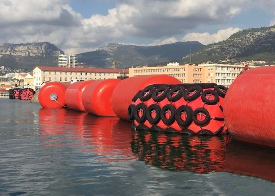 গুণ ISO 17357 Certified EVA Foam Filled Fender with Customizable Density 70-110kg/m³ and 0.5m-4.8m Diameter for Marine Use কারখানা