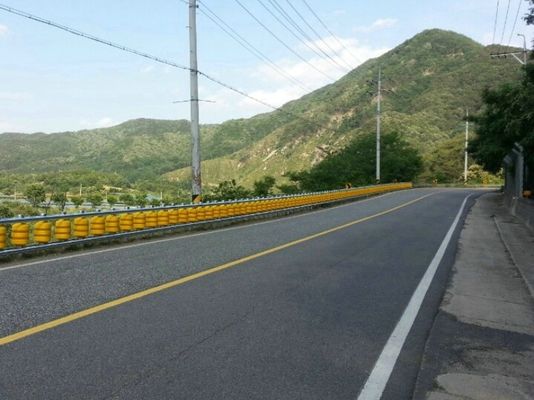 গুণ Detachable ইভা উপকরণ রোলার বিপর্যস্ত বাধা, মধ্যম স্ট্রিপ রোলিং গার্ড ব্যারিয়ার কারখানা