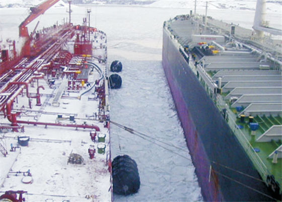 গুণ নৌকা বায়ুসংক্রান্ত সামুদ্রিক ফেন্ডার ভাল পারফরম্যান্স তেল ট্যাঙ্কার / কার্ভেট জাহাজ কারখানা