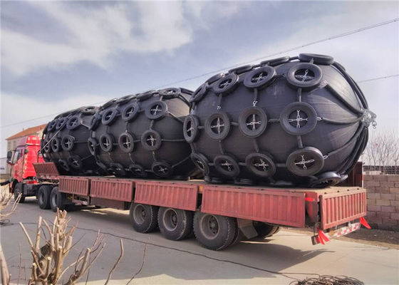 গুণ Q235 জাল চক্রের উন্নত পার্শ্ব ফিনল্যান্ডের মেয়ে নৌকা ফেন্ডার শিপইয়ার্ড জন্য উচ্চ স্থায়িত্ব কারখানা