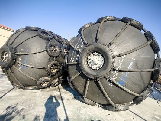 গুণ অভ্যন্তরীণ চাপ ৫০/৮০ কেপিএ বায়ুসংক্রান্ত সামুদ্রিক ফেন্ডার প্রাথমিক চাপ ৫০ কেপিএ ডিফ্লেকশন ৬০% কারখানা