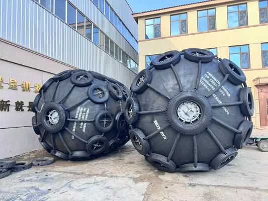 গুণ অ্যান্টি-এজিং এক্সপ্লোশন প্রুফ নিউম্যাটিক রাবার ফেন্ডার 50Kpa 80Kpa কারখানা