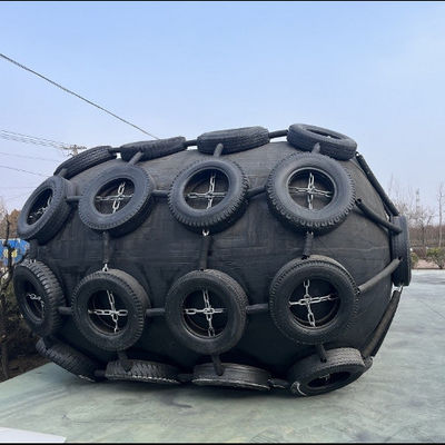 গুণ ISO 17357 Certified Natural Rubber Pneumatic Fender with 50Kpa Working Pressure for Marine Safety কারখানা