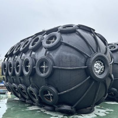 গুণ ISO 17357 Certified Natural Rubber Pneumatic Fender with 50Kpa Working Pressure for Marine Safety কারখানা