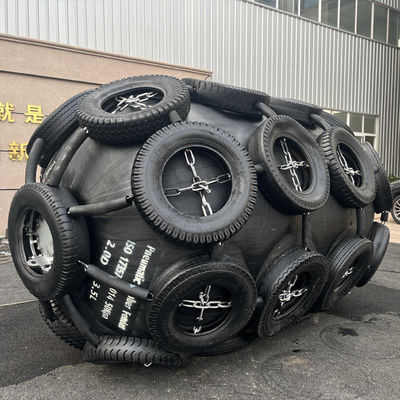 গুণ ISO 17357 Certified Natural Rubber Pneumatic Fender with 50Kpa Working Pressure for Marine Safety কারখানা