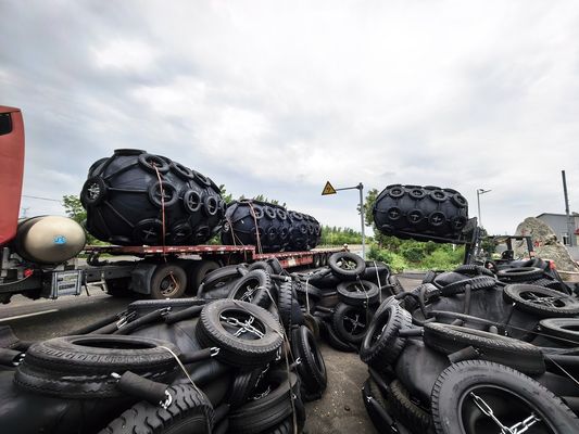গুণ BV সার্টিফাইড নিউমেটিক রাবার ফেন্ডার মেরিন ডকিংয়ের জন্য কারখানা