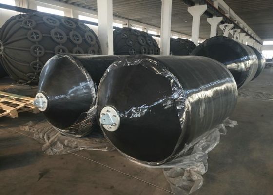 গুণ High Impact Resistance Foam Filled Fender with Low Maintenance and Customizable Sizes for Marine Protection কারখানা