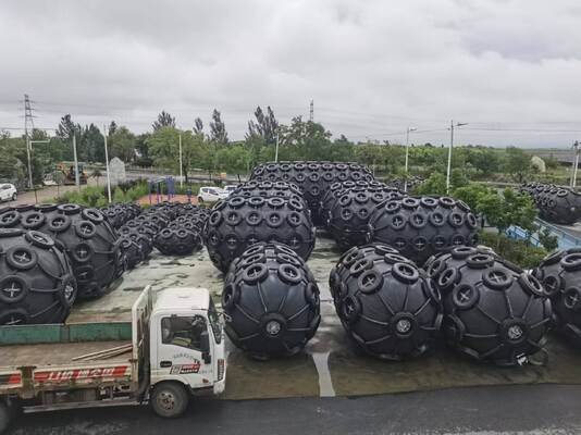 গুণ ইভা PE উপাদান সামুদ্রিক মুরিং Buoy একা - ভাল জারা প্রতিরোধের সঙ্গে Floater কারখানা