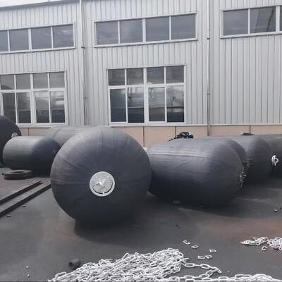 গুণ Heavy Duty Pneumatic Rubber Fender Inflatable Yokohama Type Fender for Protection of Large Oil Tankers and Gas Carriers কারখানা