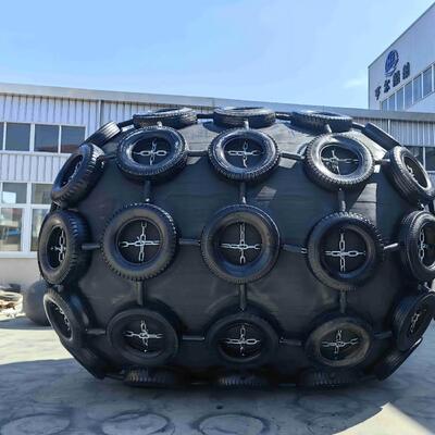 গুণ Pneumatic Rubber Fender For Marine Service কারখানা