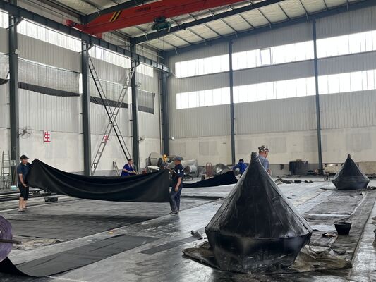 গুণ Marine Rubber Airbag with High Grip Surface Pattern for Stable Shipyard Positioning in 0.8-3 M Diameter and 4-25 M Length কারখানা
