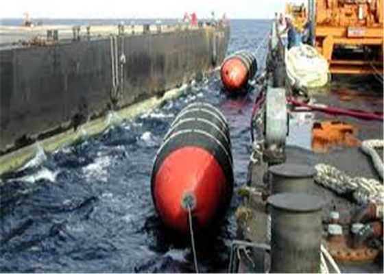 গুণ 50 কেপিএ / 80 কেপিএ মেরিন বোট ফ্রেন্ডার ইভা ফেনা পূর্ণ ফেন্ডার কারখানা