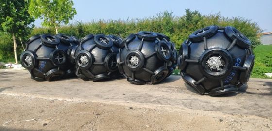 গুণ প্রাকৃতিক রাবার বোট মুরিং ফেন্ডারস ইনফ্ল্যাটেবল রাবার ফেন্ডার 1 এম - 6.5 এম লং আইএসও 173535 কারখানা