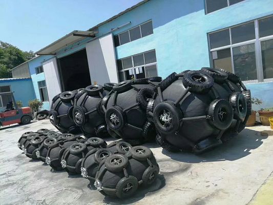 গুণ 50KPa / 80Kpa আইএসও 17357 শংসাপত্রযুক্ত বায়ুসংক্রান্ত রাবার ফেন্ডারগুলি যোকোহামার প্রকার কারখানা