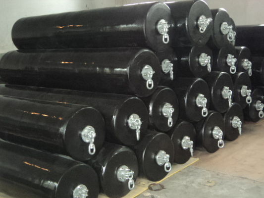 গুণ High Energy Absorption Capacity Foam Filled Fender with Hot Dip Galvanized Flange and 10 Years Using Life for Marine and Dock Protection কারখানা