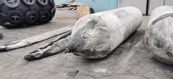 গুণ নিম্ন চাপ ভারী উত্তোলন রাবার এয়ারব্যাগ ব্যবহৃত রাবার মেরিন এয়ারব্যাগ কারখানা