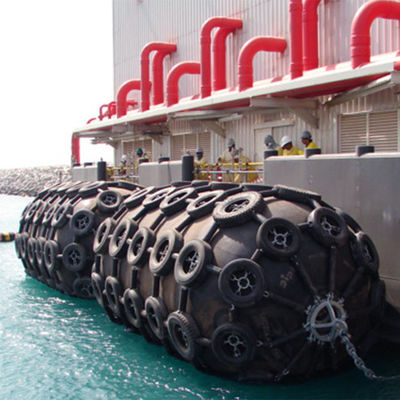 গুণ ISO17357 50KPA/80KPA বায়ুসংক্রান্ত সামুদ্রিক রাবার ফেন্ডার ব্যবহারে টেকসই কারখানা