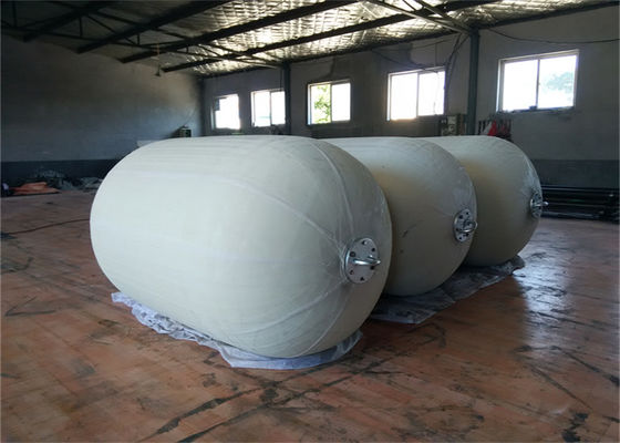 গুণ সাদা রঙের ছোট আকারের বায়ুসংক্রান্ত রাবার ফেন্ডার শিপ ডক সুরক্ষা কারখানা