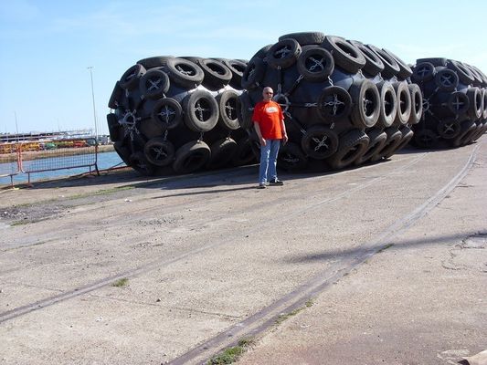 গুণ ISO 17357 বায়ুসংক্রান্ত রাবার ফেন্ডার / ইয়োকোহামা রাবার ফেন্ডার কারখানা