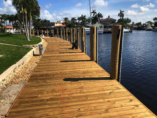 গুণ নৌকা সুরক্ষার জন্য পলিউরেথেন ফ্লোটিং ডক ইভা ফোম ফেন্ডার কারখানা